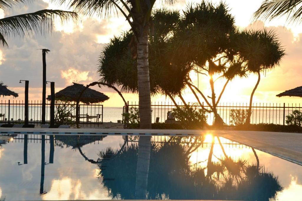 Nest Style Beach Hotel Zanzibar Makunduchi Kültér fotó