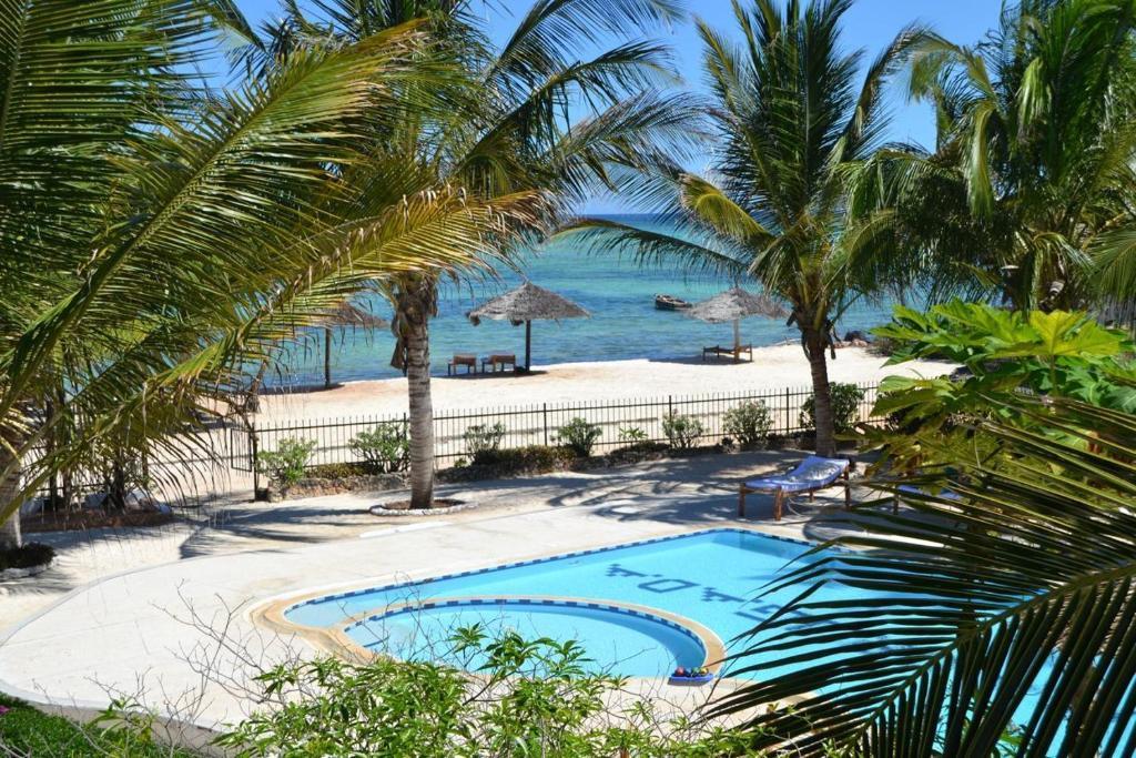 Nest Style Beach Hotel Zanzibar Makunduchi Kültér fotó